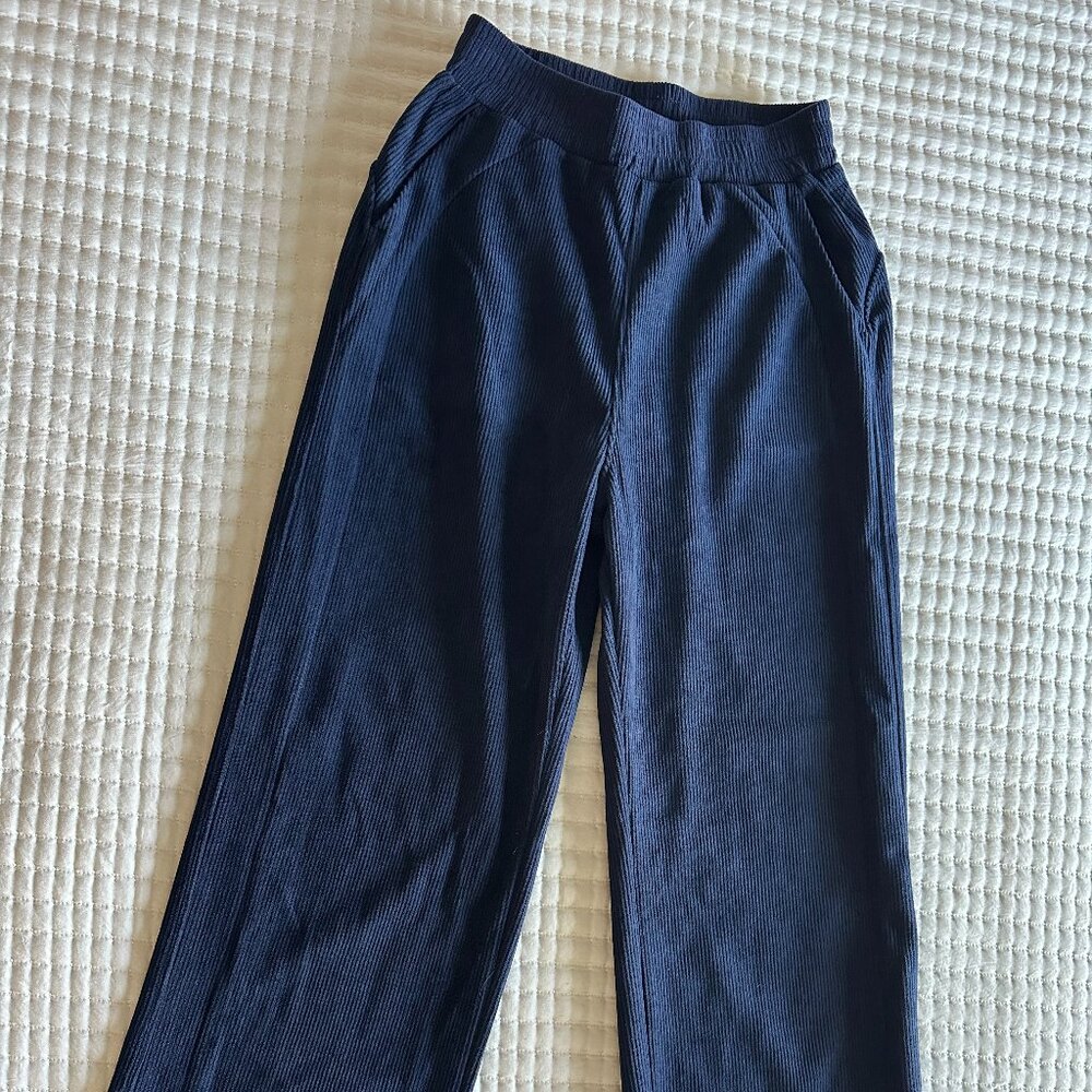 Halara High-Waisted Corduroy Pants – Indigo (Size S)